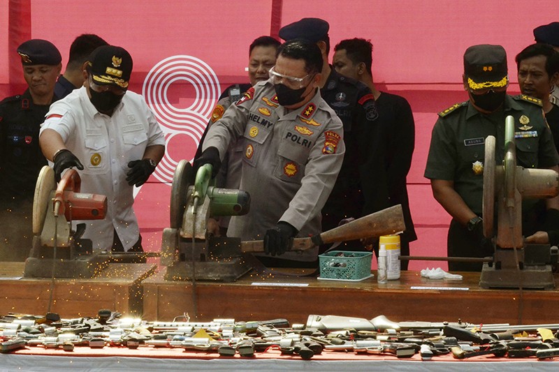Polda Lampung Musnahkan 566 Pucuk Senjata Api Rakitan - Bagian 3