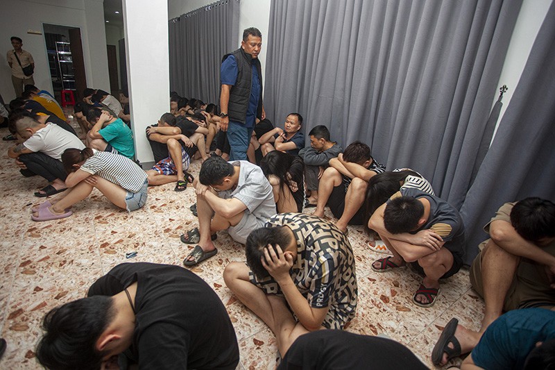 88 WNA China Bandar Judi Online Sindikat Internasional Ditangkap di Batam - Bagian 1