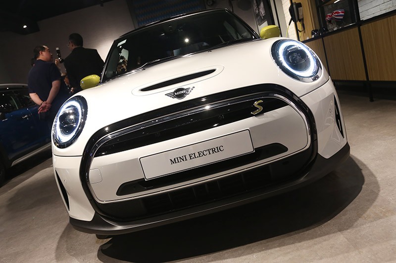 MINI Indonesia Buka Diler Resmi MINI Eurokars Studio di Central Market PIK - Bagian 4