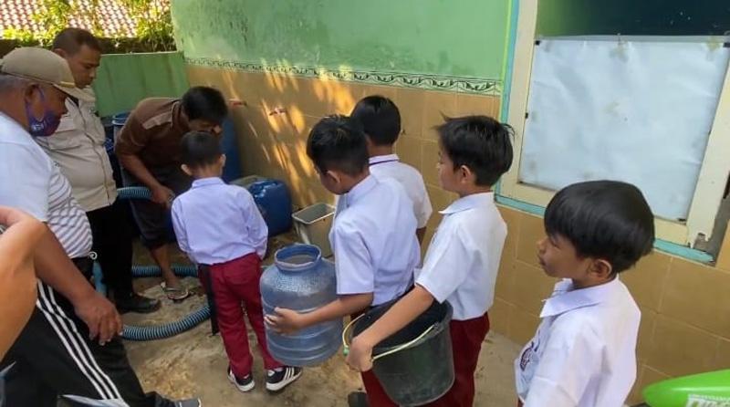 Kekeringan Ekstrem Landa Banjarnegara, Ratusan Siswa dan Guru Kesulitan Air Bersih