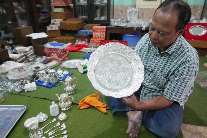 Perajin Perak Mitra Binaan Jamkrindo Manfaatkan PUMK Sejak 2018 - Bagian 2