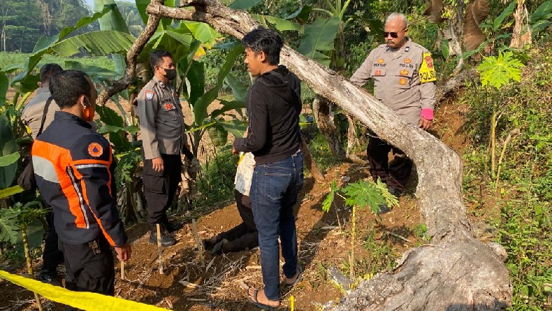 Buruh Gantung Diri di Pohon Kanyere, Warga Pasir Eurih Sukabumi Geger