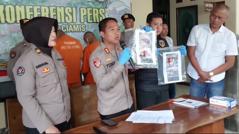 Tergiur Upah Rp1,5 Juta Promosikan Judi Online di Medsos, 2 Pemuda Ciamis Ditangkap Polisi