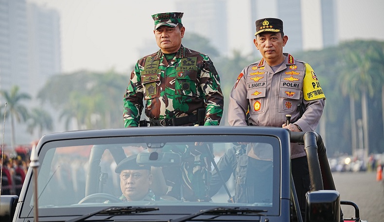 Kapolri Bareng Panglima Pimpin Apel Pasukan Tni Polri Siap Amankan Ktt Asean