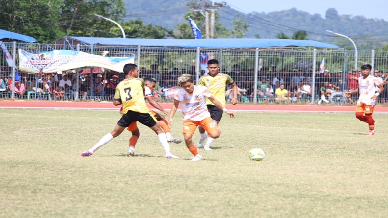 Porprov Babel, Tim Sepak Bola Bangka Tengah Raih Emas usai Kandaskan Perlawanan Tuan Rumah