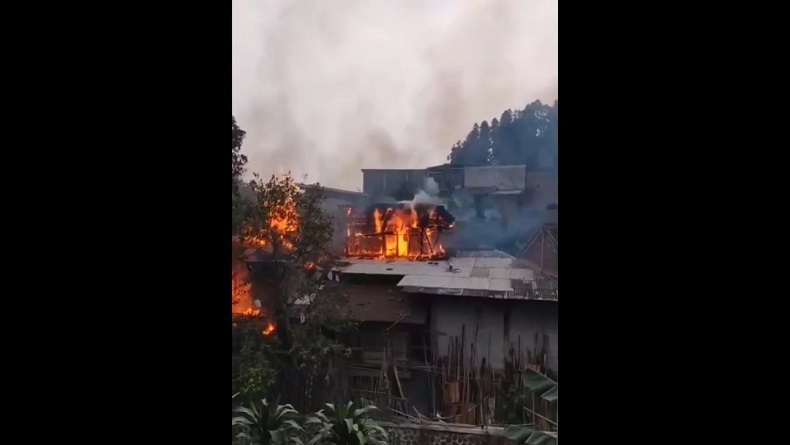 2 Rumah di Gang Bakri Cianjur Ludes Terbakar, Diduga akibat Tabung Gas Elpiji Bocor