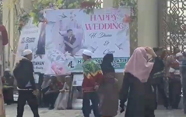 Mewah, Crazy Rich Kalsel Haji Ciut Gelar Pesta Pernikahan Anak selama 14 Hari