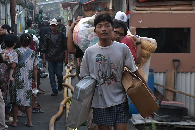 Kebakaran Rumah di Permukiman Padat Penduduk Kawasan Gunung Sahari - Bagian 2