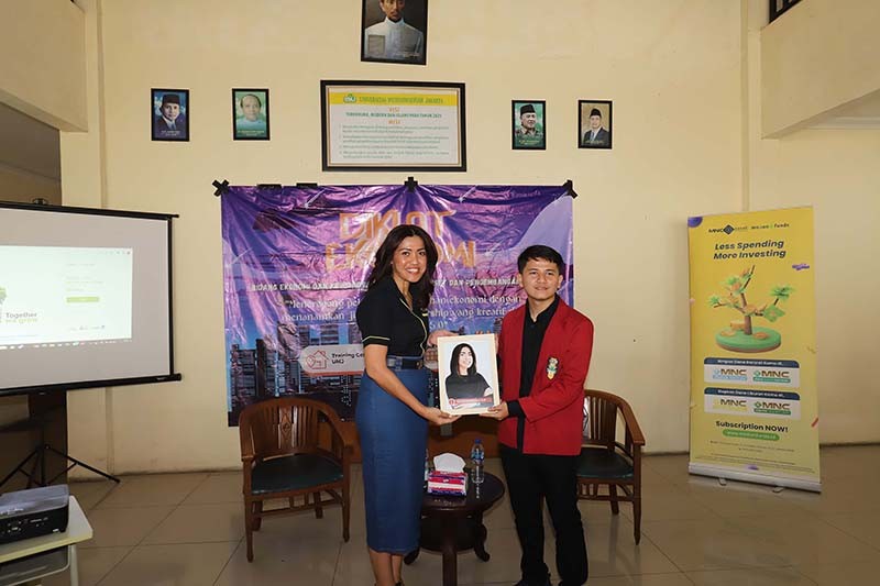Diklat Ekonomi di Universitas Muhammadiyah, MNC Asset Management Sampaikan Pentingnya Investasi - Bagian 4