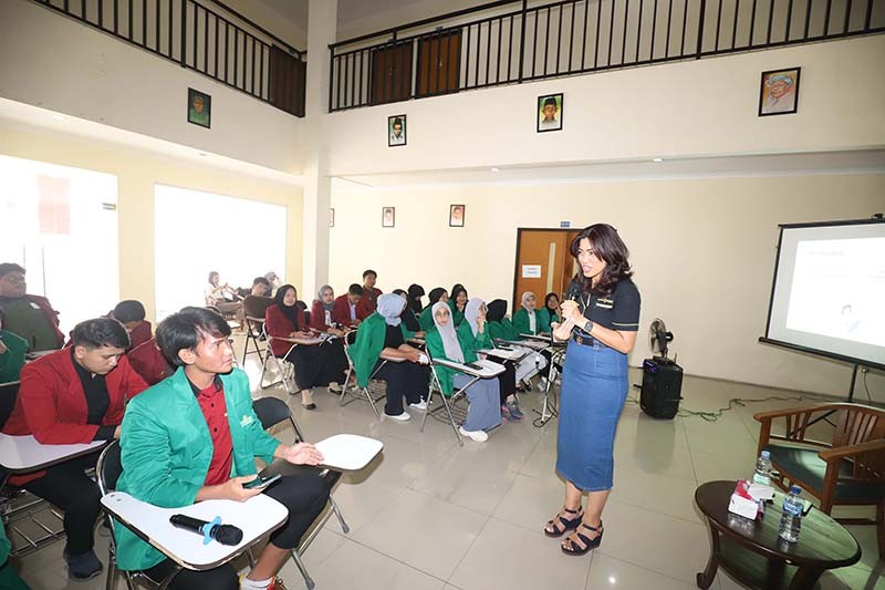 Diklat Ekonomi di Universitas Muhammadiyah, MNC Asset Management Sampaikan Pentingnya Investasi - Bagian 3
