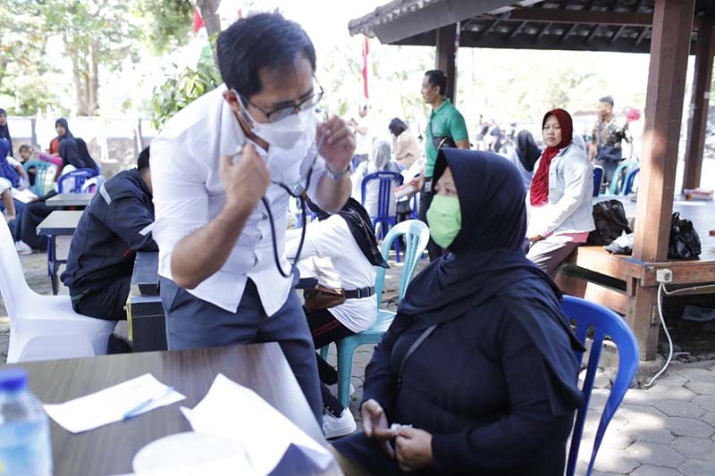 Peduli Kesehatan Masyarakat Mataram, Partai Perindo Gelar Pengobatan Gratis - Bagian 1