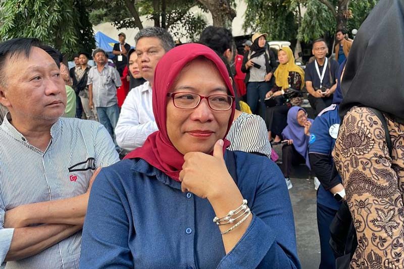 Ganjar Pranowo Pamitan, Warga Jateng Berlinang Air Mata - Bagian 2