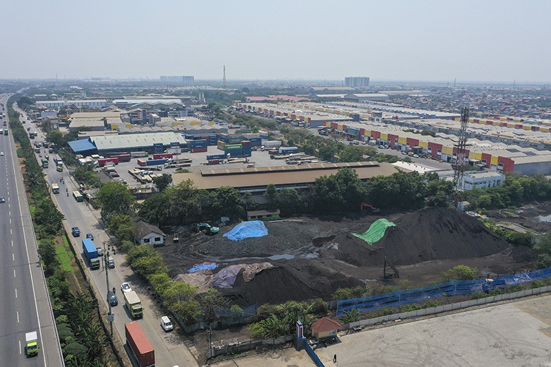 DLH DKI Jakarta Tutup Paksa Perusahaan Penyimpanan Batu Bara di Cilincing - Bagian 2