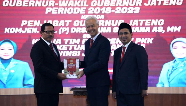  Nana Sudjana Puji Kepemimpinan Ganjar-Yasin di Jateng: Kinerjanya Maksimal
