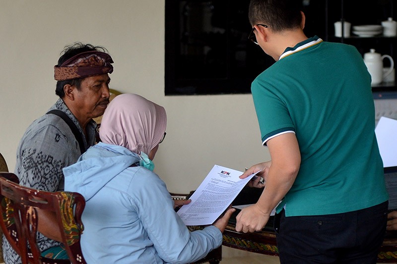 KPK Geledah Sebuah Rumah Terkait Dugaan Korupsi Kemnaker di Bali - Bagian 3