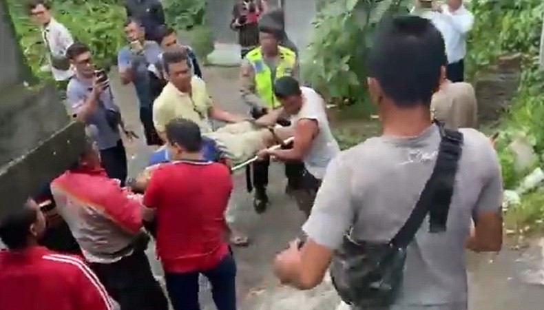 Jembatan Jebol, Perempuan di Bali Terperosok Sedalam 4 Meter hingga Patah Kaki