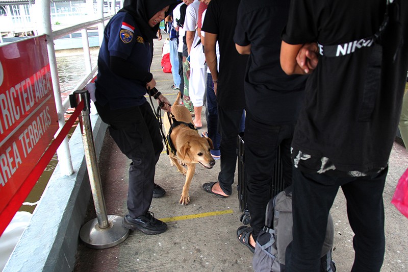Sejumlah Tas Berisi Narkoba Ditinggal Pemilik di Pelabuhan Dumai - Bagian 2