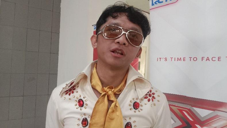 title Peserta Bergaya Elvis Presley Meriahkan Audisi X Factor Indonesia 2023 di Bandung Peserta Bergaya Elvis Presley Meriahkan Audisi X Factor Indonesia 2023 di Bandung