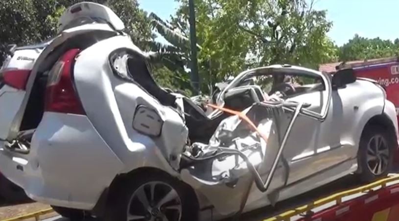 Kecelakaan Beruntun 3 Mobil di Bangkalan, 1 Tewas 5 Luka-Luka