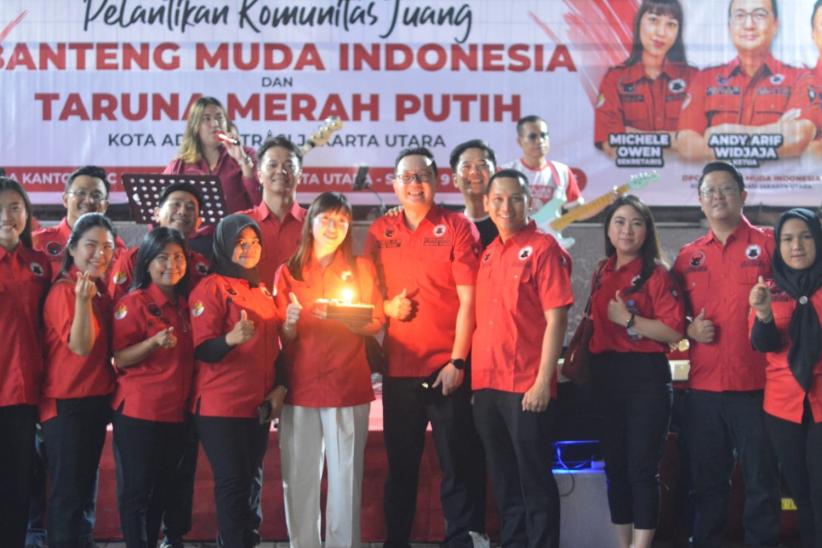 Dilantik Jadi Ketua Banteng Muda Indonesia Jakut,  Andy Arif Widjaja Rangkul Milenial - Bagian 5