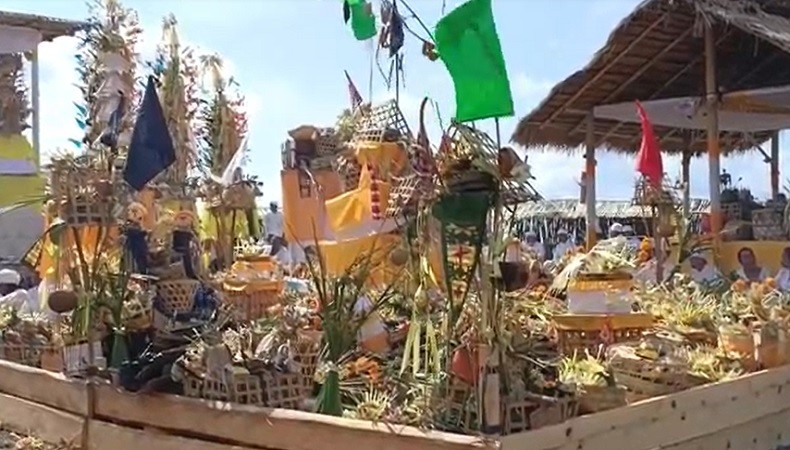 Partai Perindo Bali Kerahkan Mobil Ngayah di Upacara Segara Kertih: Bantu Kelancaran Acara