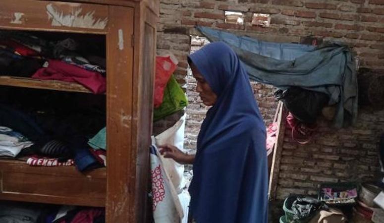 Potret Pilu Keluarga Miskin di Brebes, Rumah Sempit Hanya 1 Kamar Dihuni 6 Orang