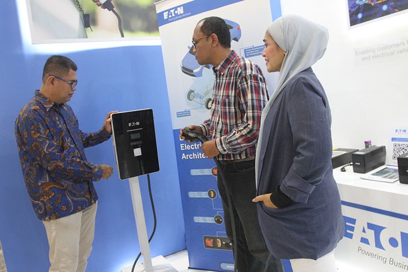 Eaton EV Charger Dukung Elektrifikasi Kendaraan untuk Kurangi Emisi Karbon - Bagian 1