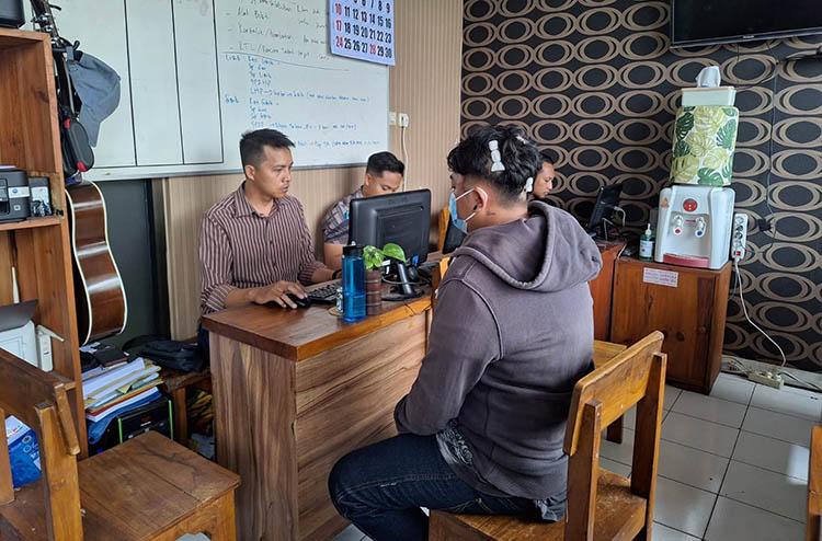 Pria di Bantul Babak Belur Dihajar Mantan Pacar Istri