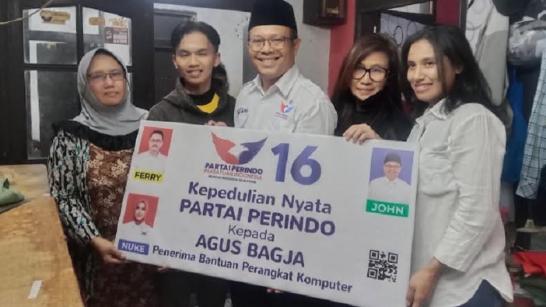 Dapat Komputer dari Perindo, Milenial Bandung Ini Akan Cari Tambahan Rupiah Buat Keluarga