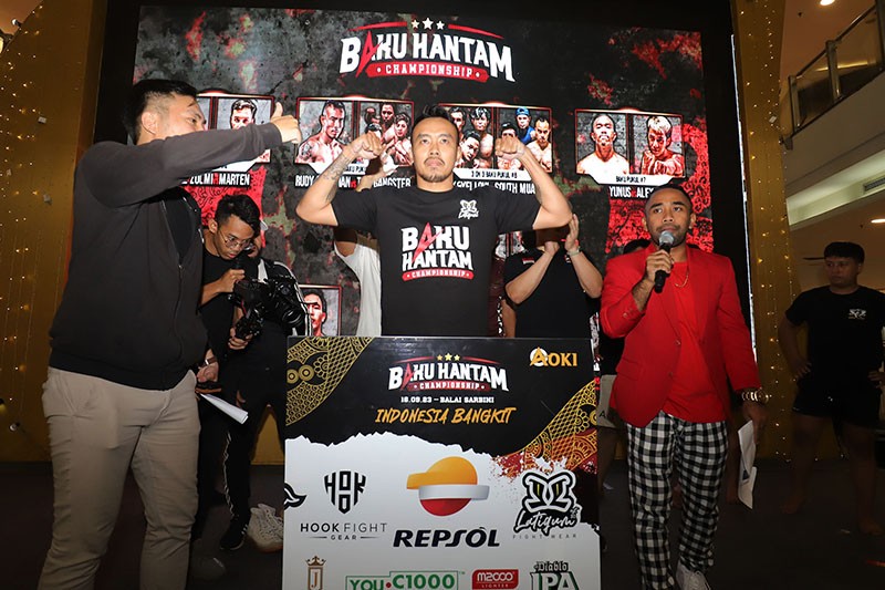 Baku Hantam Championship Session 3 Tampilkan Petarung Profesional - Bagian 1