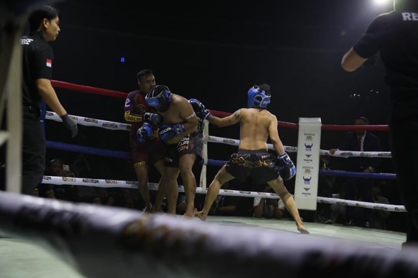 Brutal, Rudy Golden Boy Menang saat Dikeroyok 3 Gangster Ciledug - Bagian 1