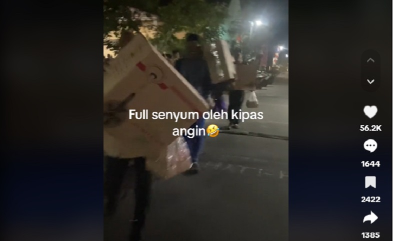 Viral Hajatan Di Bojonegoro Dapat Bingkisan Kipas Angin Tamu Undangan Auto Senyum 5689