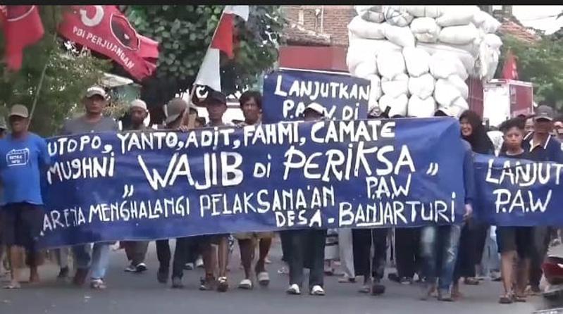 Ratusan Warga Banjarturi Tegal Demo Tuntut Pilkades PAW Tetap Dilakukan