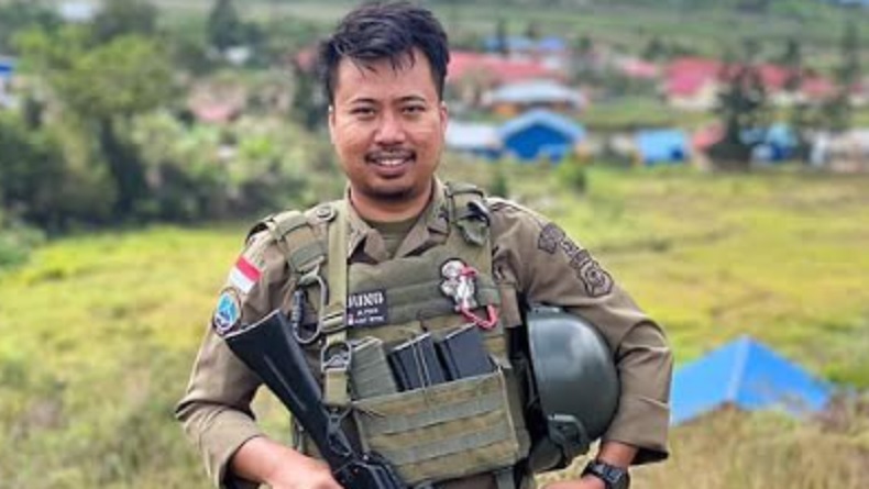 title Identitas Brimob Gugur Kontak Tembak dengan KKB di Pegunungan Bintang , Briptu Rudi Agung Identitas Brimob Gugur Kontak Tembak dengan KKB di Pegunungan Bintang , Briptu Rudi Agung