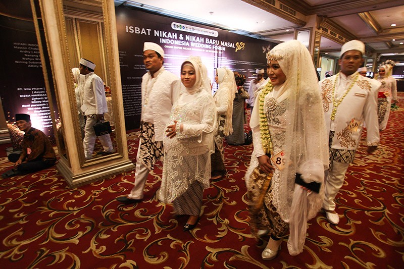 225 Pasangan Ikuti Isbat Nikah Massal di Surabaya - Bagian 2