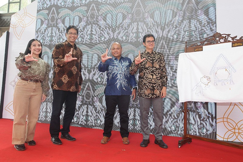 LPS Fasilitasi Pengembangan Batik Indonesia Berteknologi Modern - Bagian 2