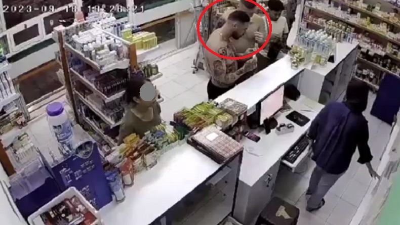 Viral Bule Bertato Curi Obat Kuat di Apotek Bali, Wajah Terekam Jelas