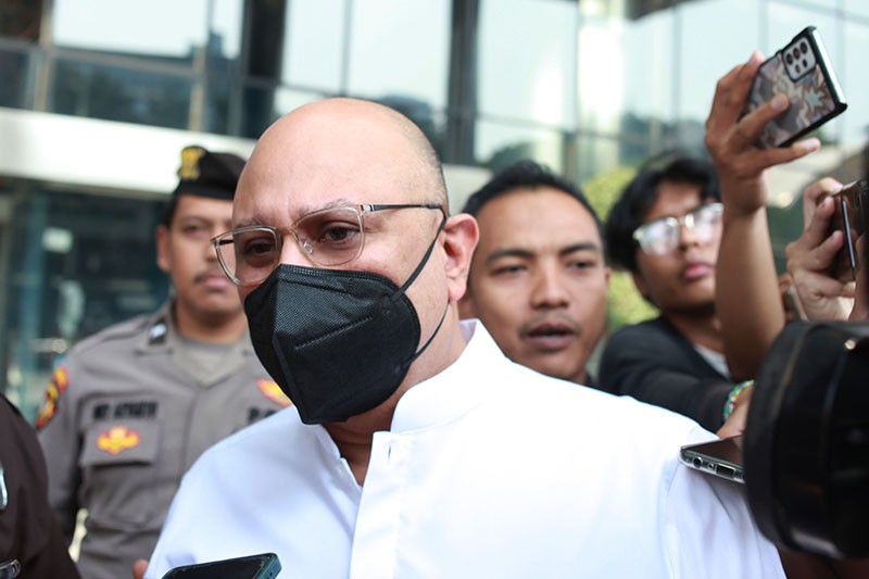 Penampilan Irwan Mussry Diperiksa KPK - Bagian 3