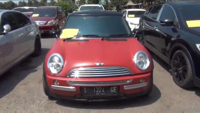 title 102 Mobil Mewah Diamankan Polda Jatim gegara STNK Mati 5 Tahun 102 Mobil Mewah Diamankan Polda Jatim gegara STNK Mati 5 Tahun