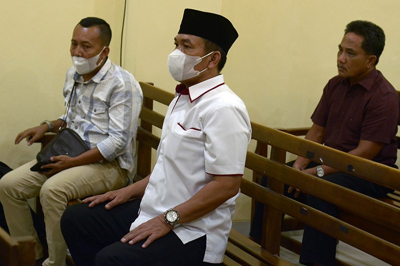 Mark Up Retribusi Sampah, Mantan Kadis DLH Bandar Lampung Divonis 6 Tahun Penjara - Bagian 2