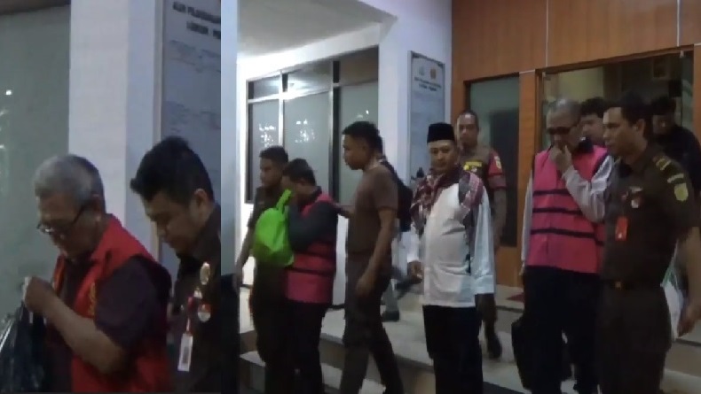 Korupsi Bansos Covid-19, 2 Eks Pejabat Pemkab dan Mantan Anggota DPRD Purwakarta Ditahan