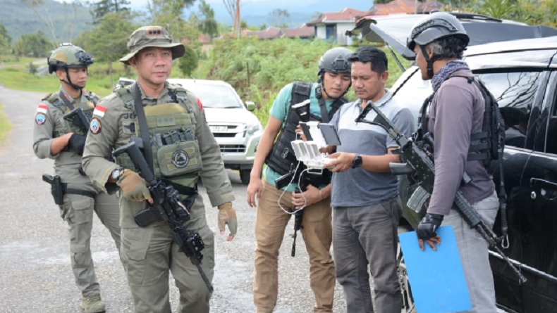 Aparat Olah TKP Usai Serangan KKB di Oksibil, Sejumlah Barang Bukti Diamankan