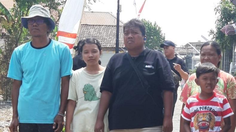 Wamenparekraf Angela Tanosoedibjo Hadiri Bedah Rumah di Sidoarjo, Ini Curahan Hati Samsul dan Istri