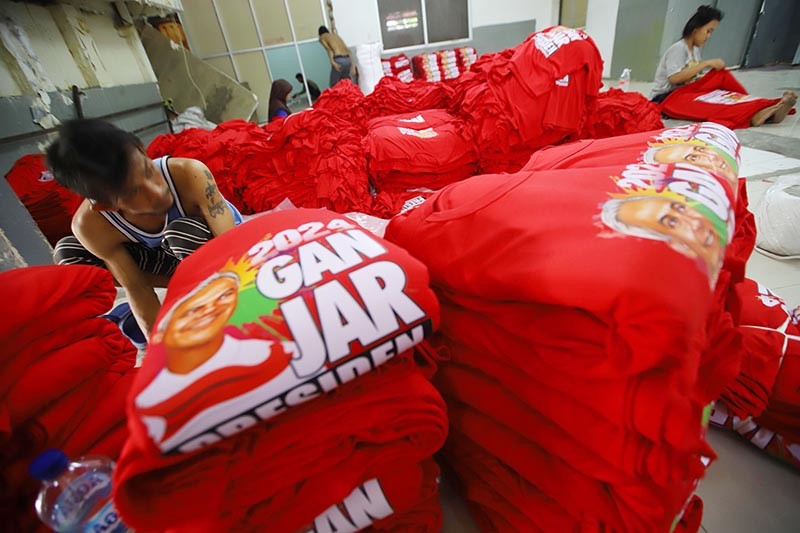 Usaha Cetak Baju Dapat Pesanan 3 Juta Kaus Ganjar Pranowo Presiden 2024 - Bagian 1