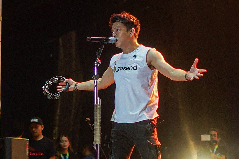 Peterpan Ajak Penggemar Nostalgia saat Konser Musik Pestapora - Bagian 5