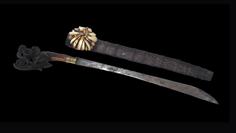 Senjata Tradisional Suku Nias Balatu, Pedang Leluhur Berkekuatan Magis