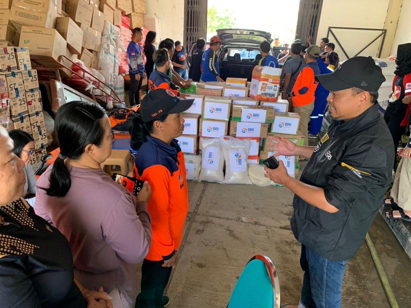 title BRI Peduli Salurkan Bantuan untuk Warga Terdampak Bencana Banjir Malinau BRI Peduli Salurkan Bantuan untuk Warga Terdampak Bencana Banjir Malinau