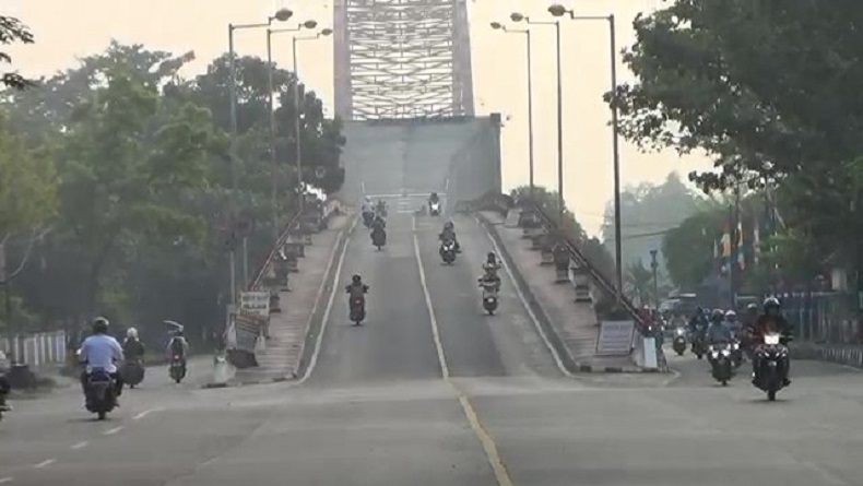 Asap Karhutla Kembali Selimuti Palangka Raya, Aktivitas Warga Terganggu