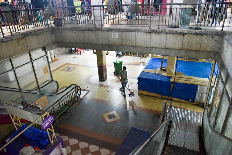 Pasar Petisah Medan Sepi Pembeli, Omzet Pedagan Turun hingga 90 Persen - Bagian 2