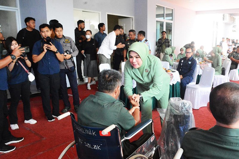 Gelar Baksos Kesehatan, Korem 061/SK Berikan Kaki Palsu hingga Operasi Katarak Gratis - Bagian 4